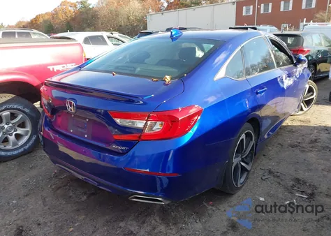 2018 Honda Accord Sport z USA, uszkodzony, nr VIN 1HGCV1F32JA220291